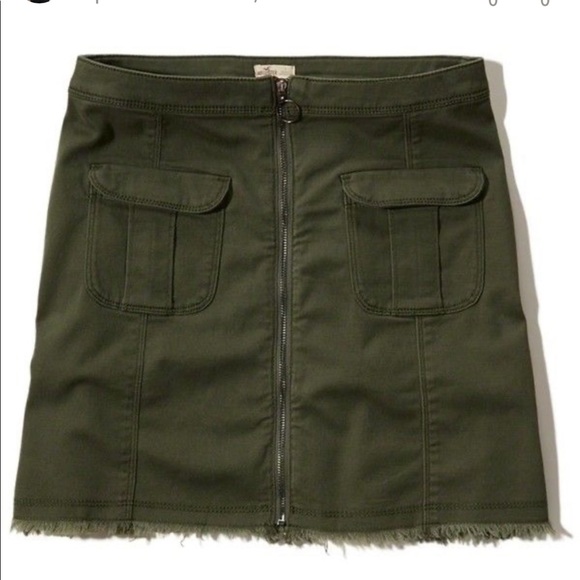 Hollister Army Green Cargo Zip Up Mini Skirt - Picture 1 of 4